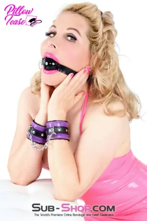7946M       Purple Seduction Fur Lined Cuffs