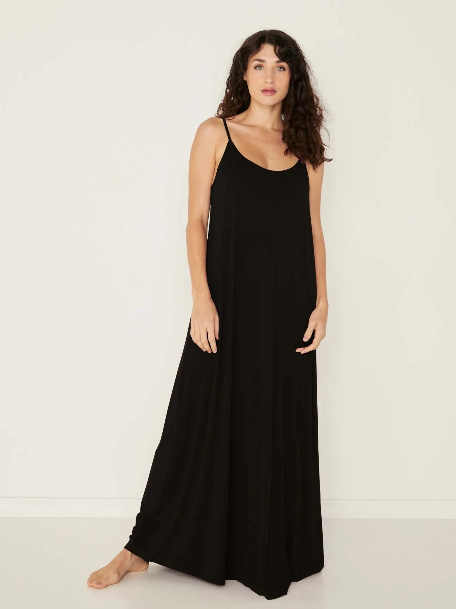 Bamboo Swing Maxi Dress - Black