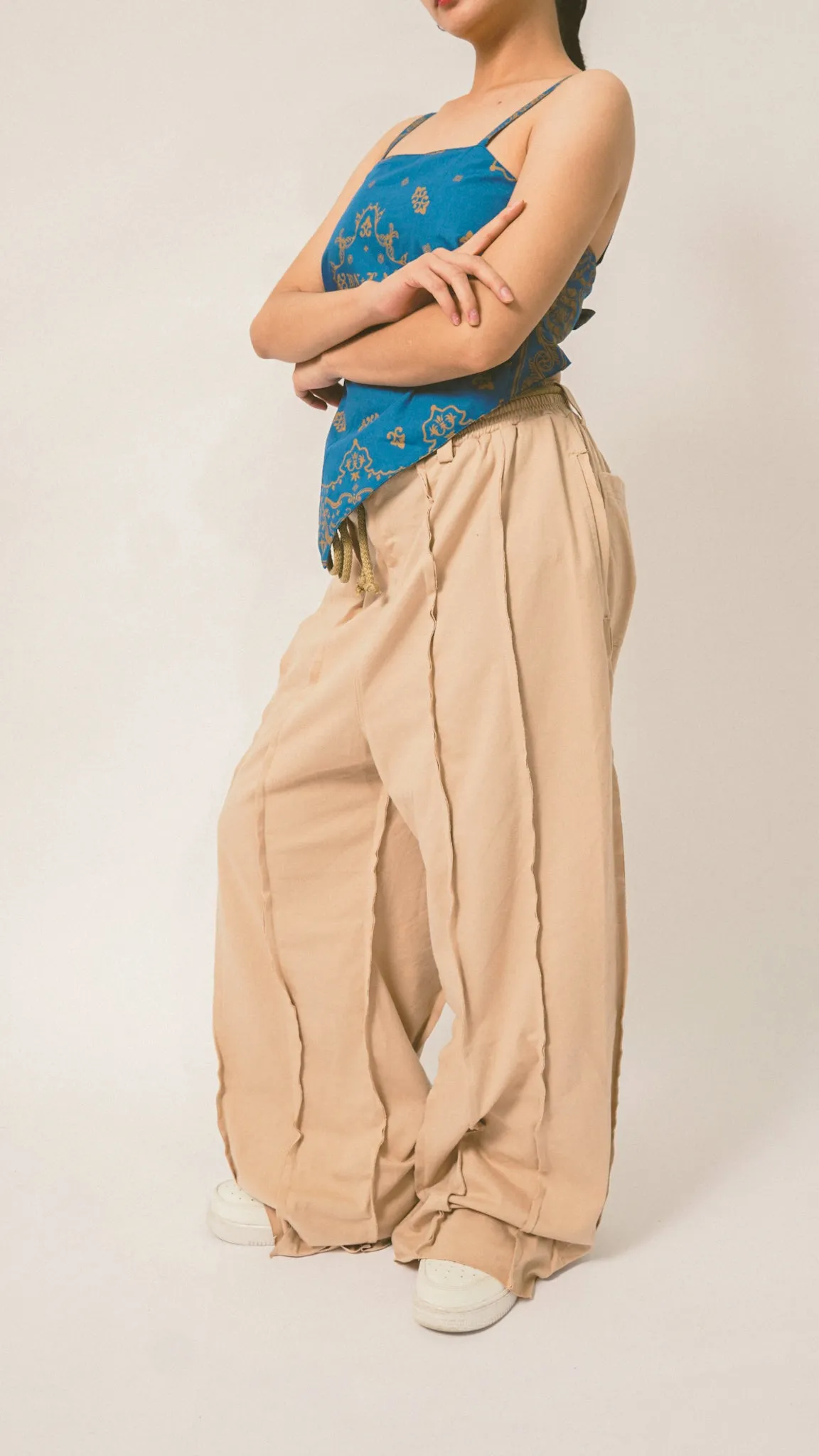 DASHA IN ALABASTER