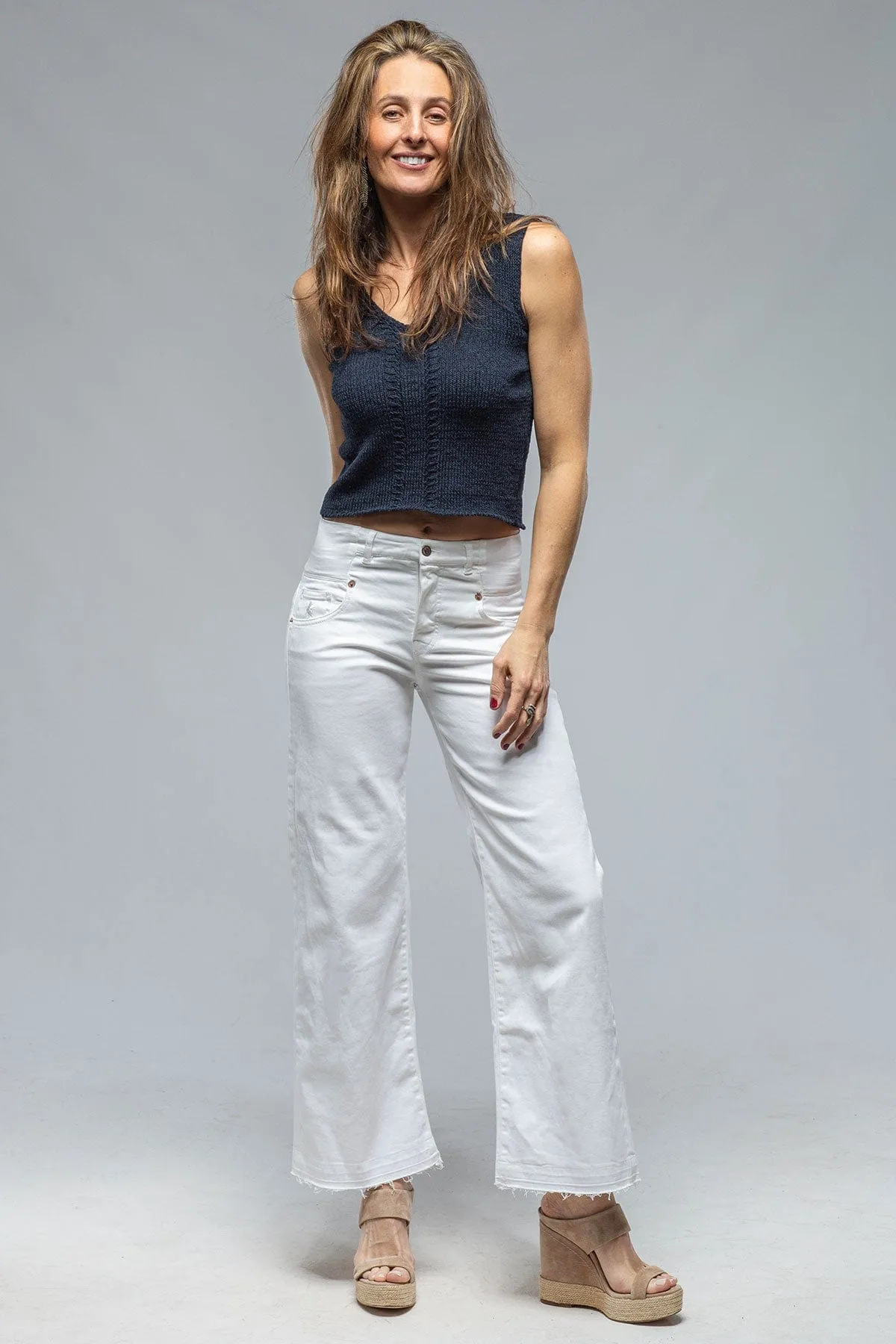Elisa Open Hem Jean In White