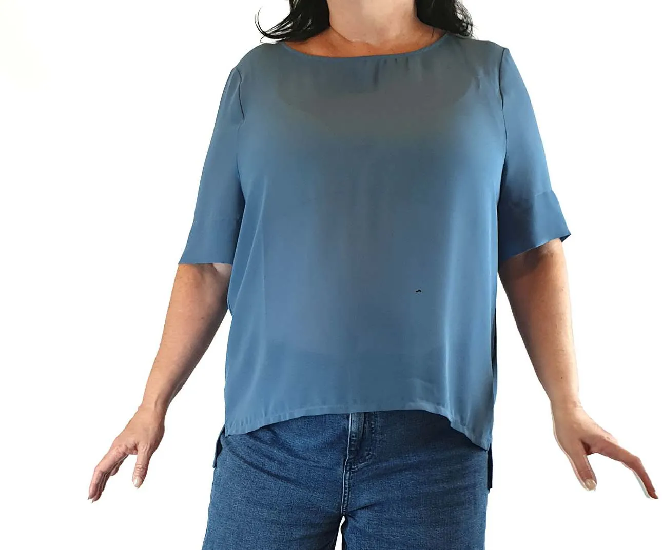 Elk blue semi-sheer top with tee shirt length sleeves size XL (best fits size 16)