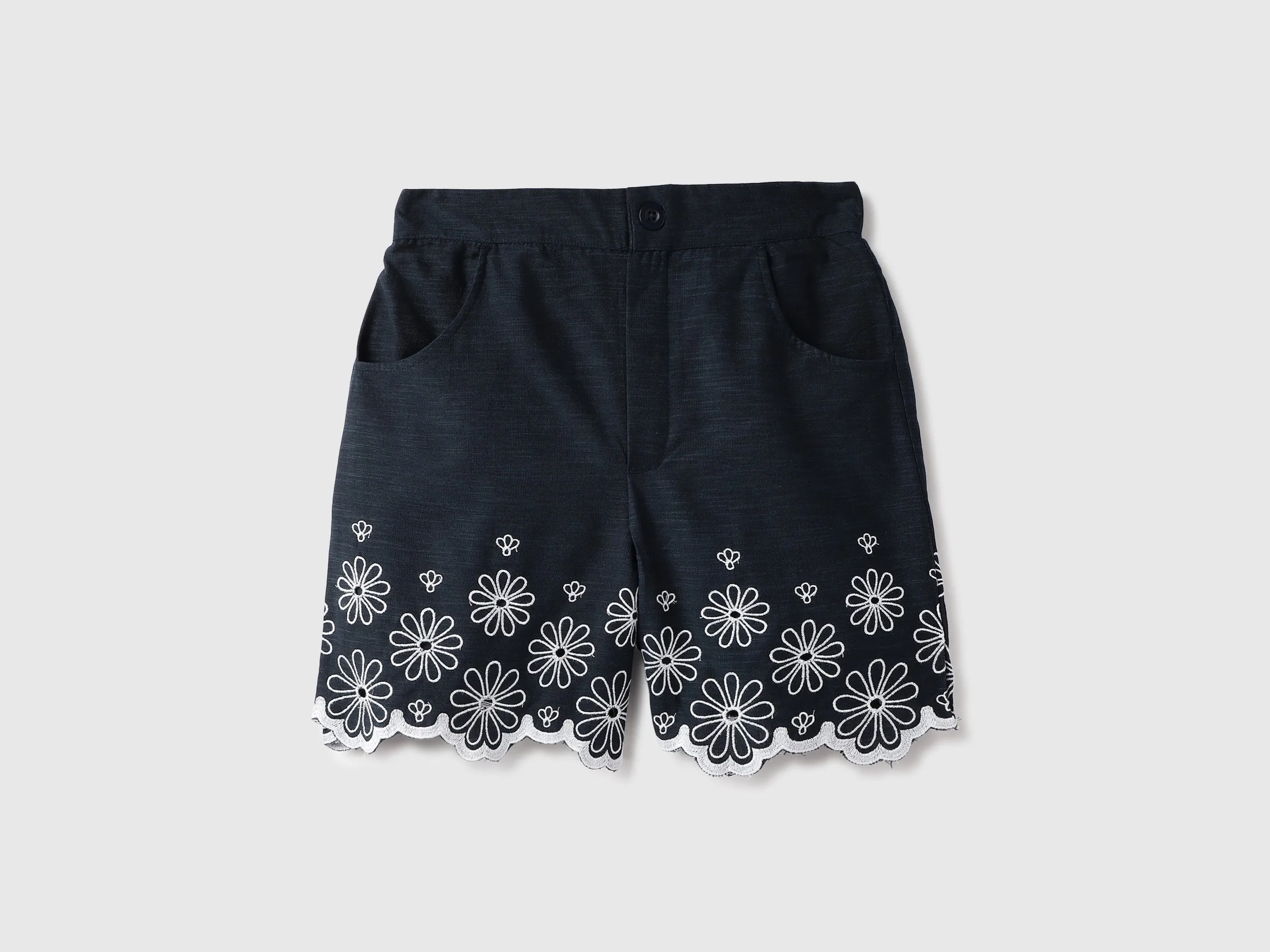 Embroidered Regular Fit Casual Shorts