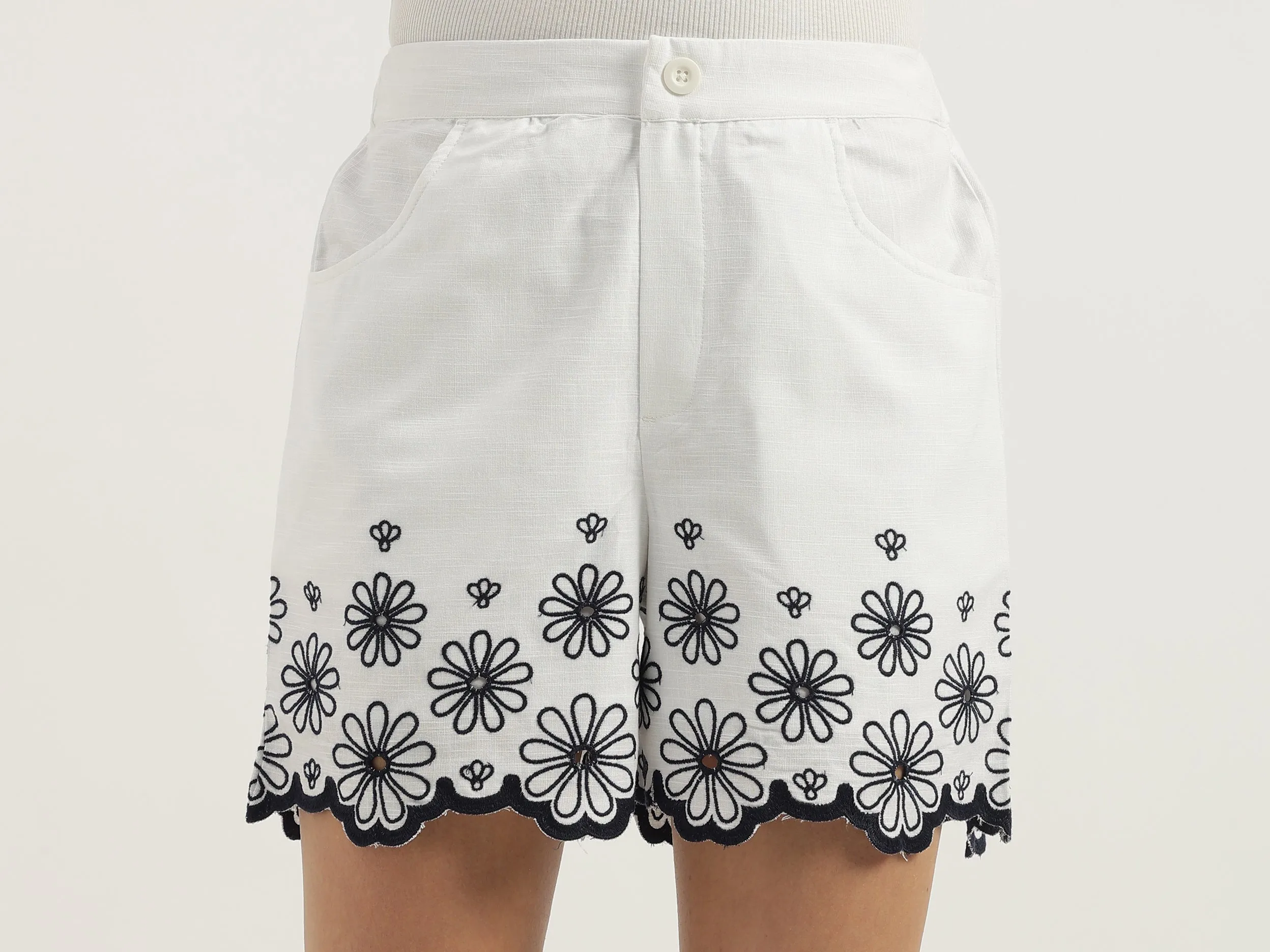 Embroidered Regular Fit Casual Shorts