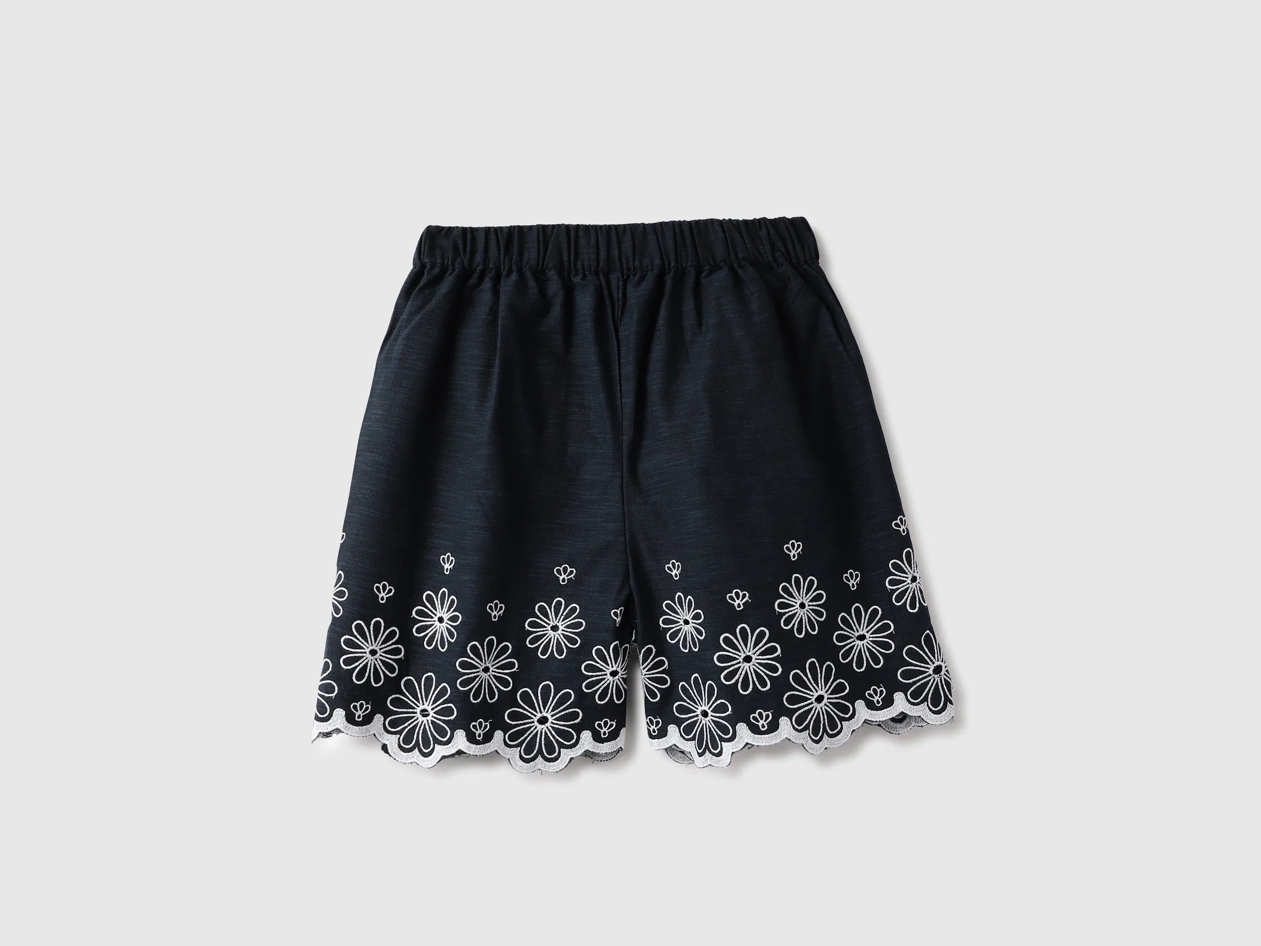 Embroidered Regular Fit Casual Shorts