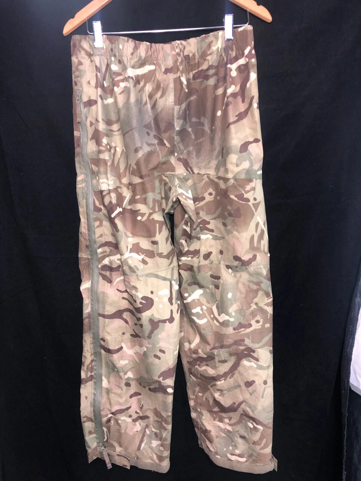 Genuine British Army MTP Camouflaged Waterproof Lightweight Trousers - 75/80