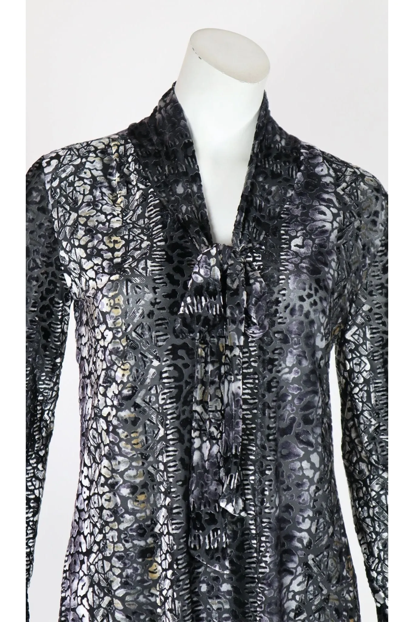 GINA Long Bell Sleeves Neckline with Tie Burnout Velvet Tunic Top