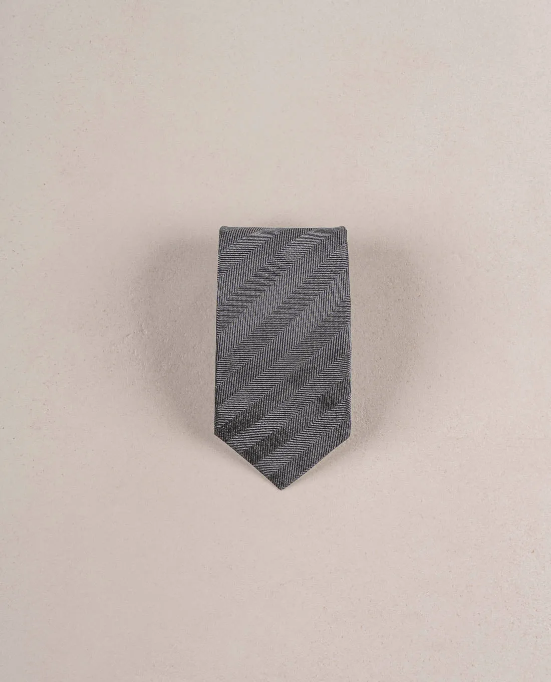 Herringbone Woven Silk Tie - Grey textured