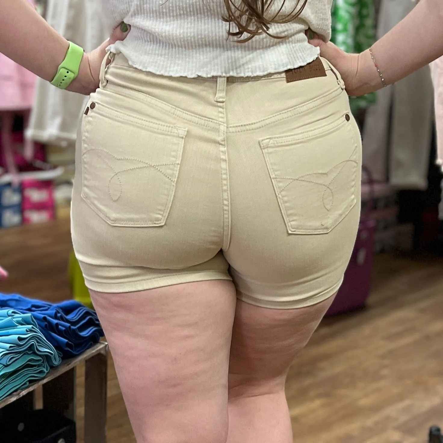 Judy Blue Shorts - Bone