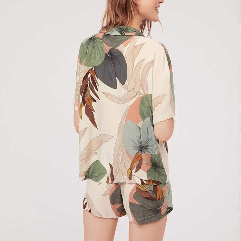 Leaf Pattern Loose Fit Short and Pajama Set