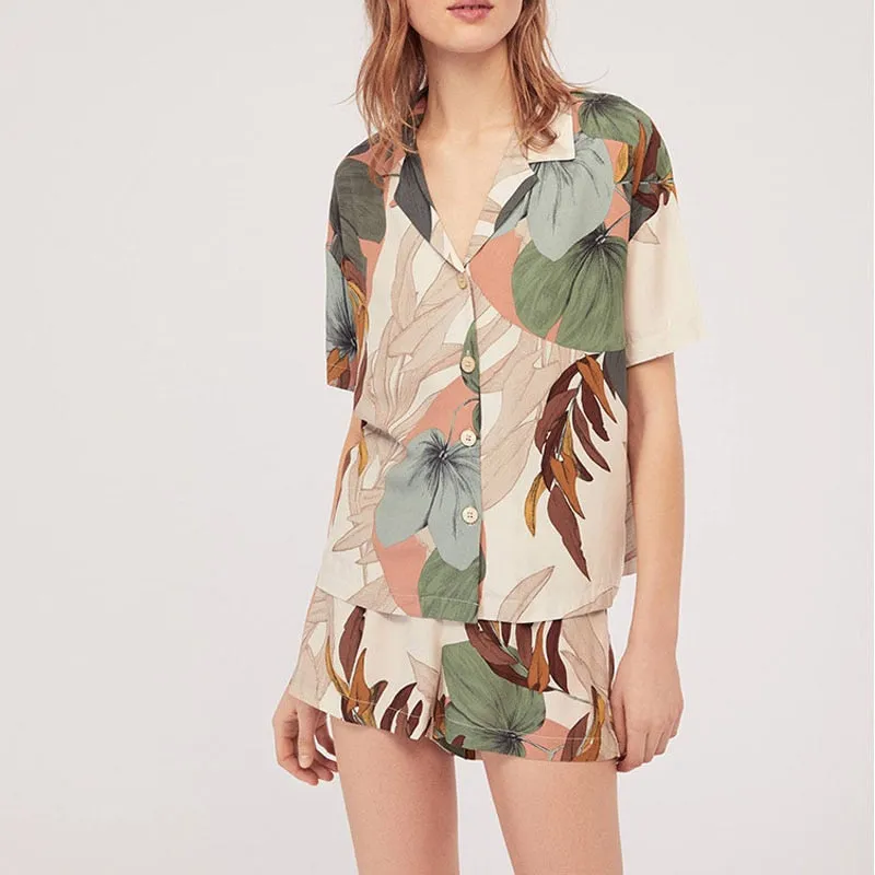 Leaf Pattern Loose Fit Short and Pajama Set