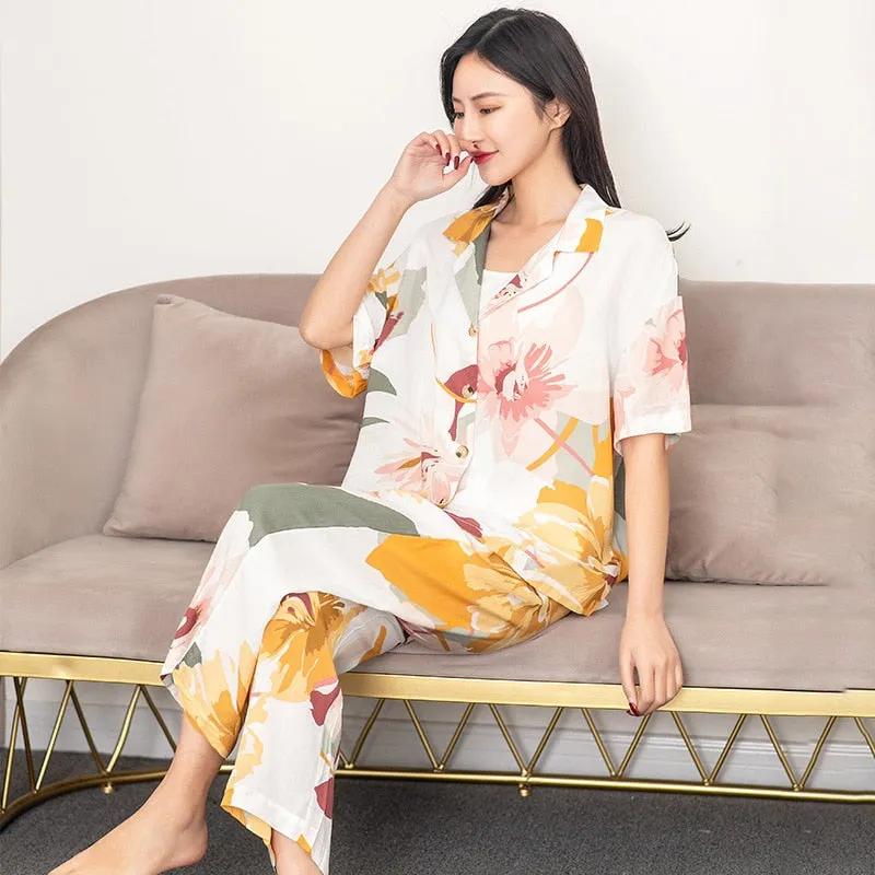 Leaf Pattern Loose Fit Short and Pajama Set