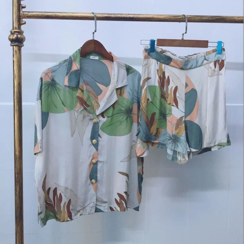 Leaf Pattern Loose Fit Short and Pajama Set