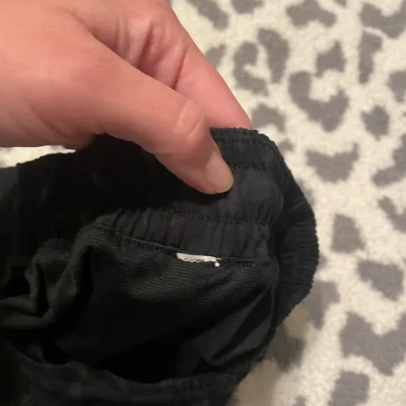 lululemon 2.5 inch Hotty Hot Short