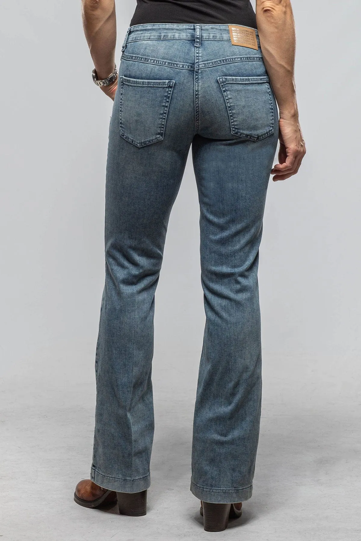 MAC Boot Pocket in River Blue Random Wash