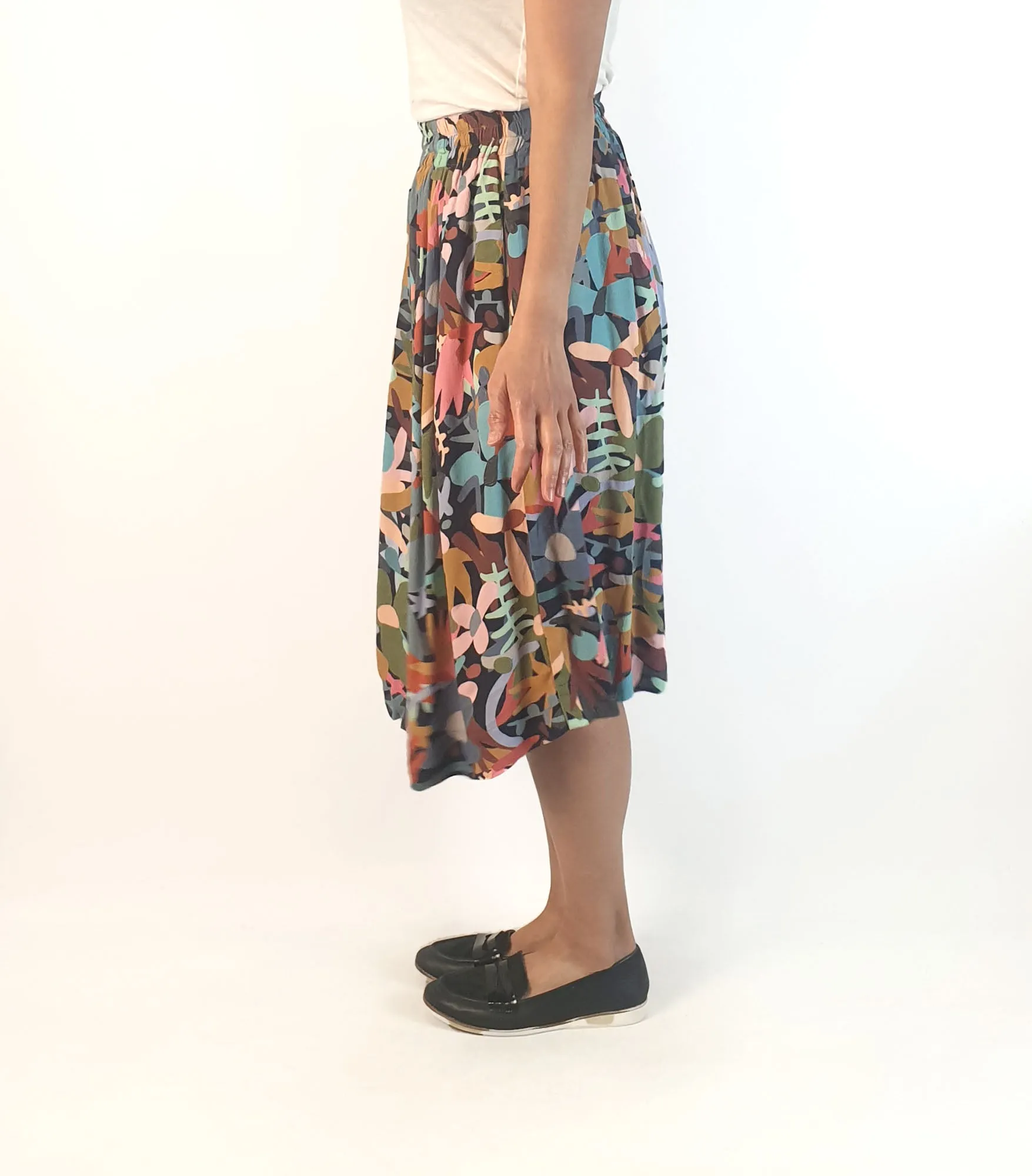 Made 590 unique print skirt size small