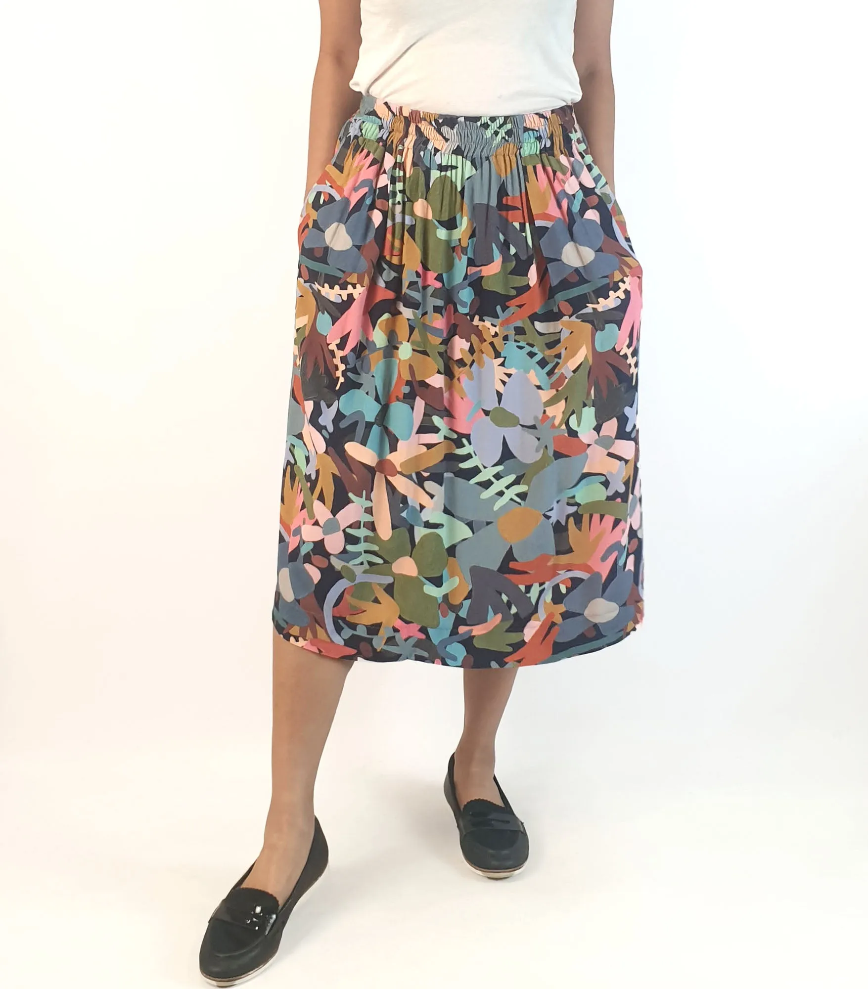Made 590 unique print skirt size small