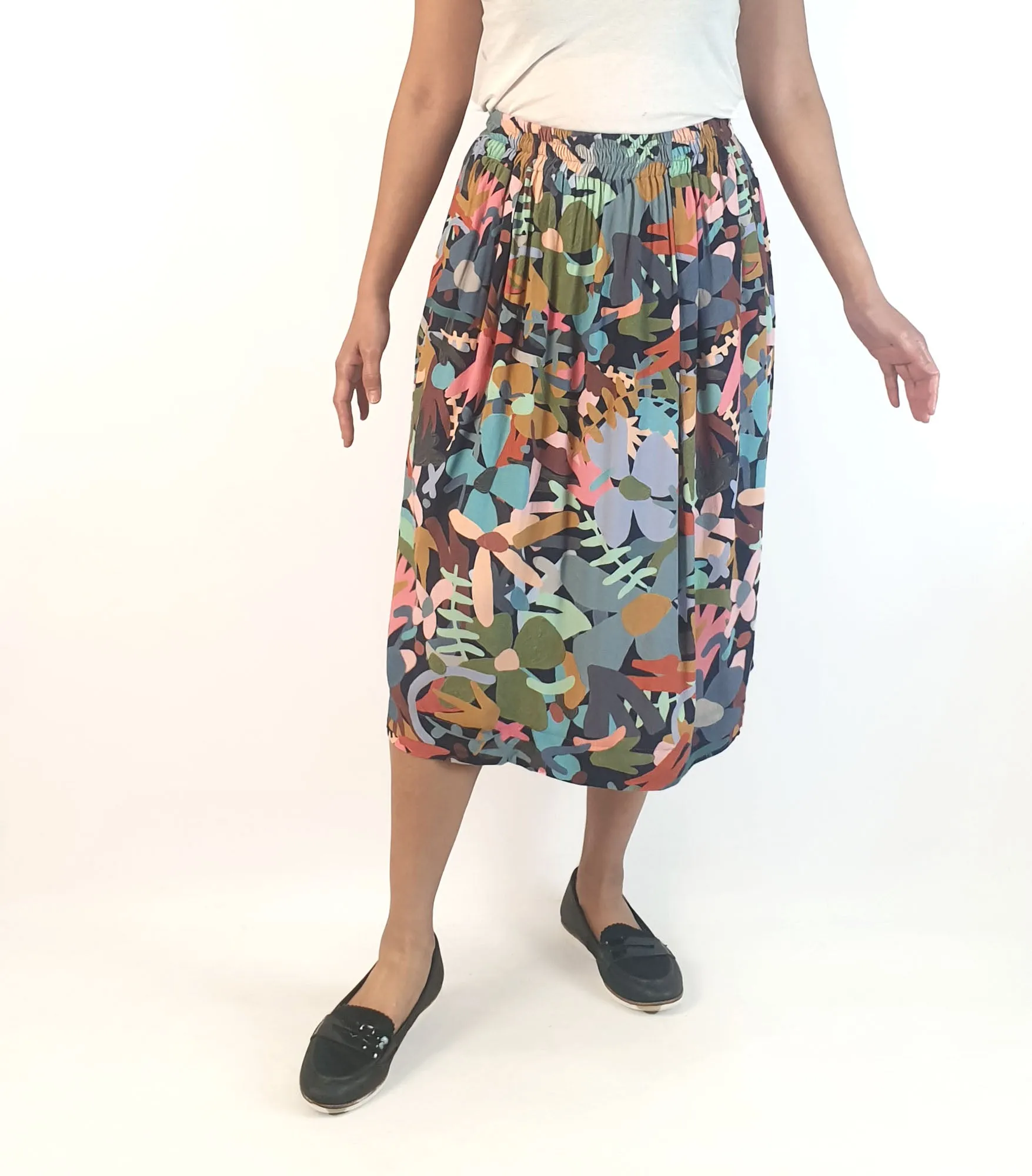 Made 590 unique print skirt size small
