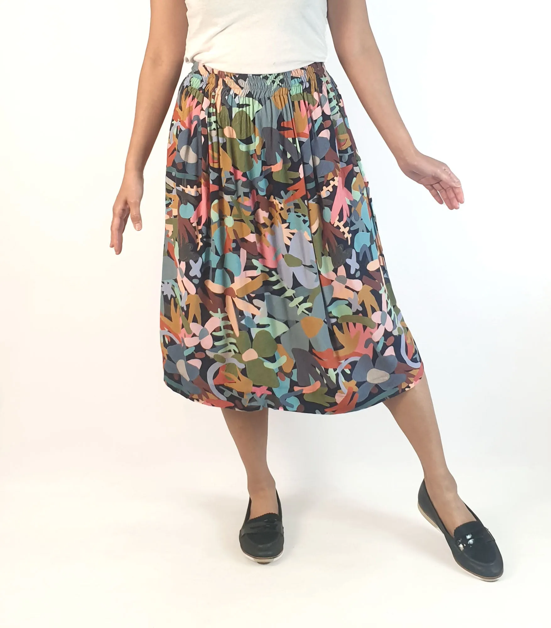 Made 590 unique print skirt size small