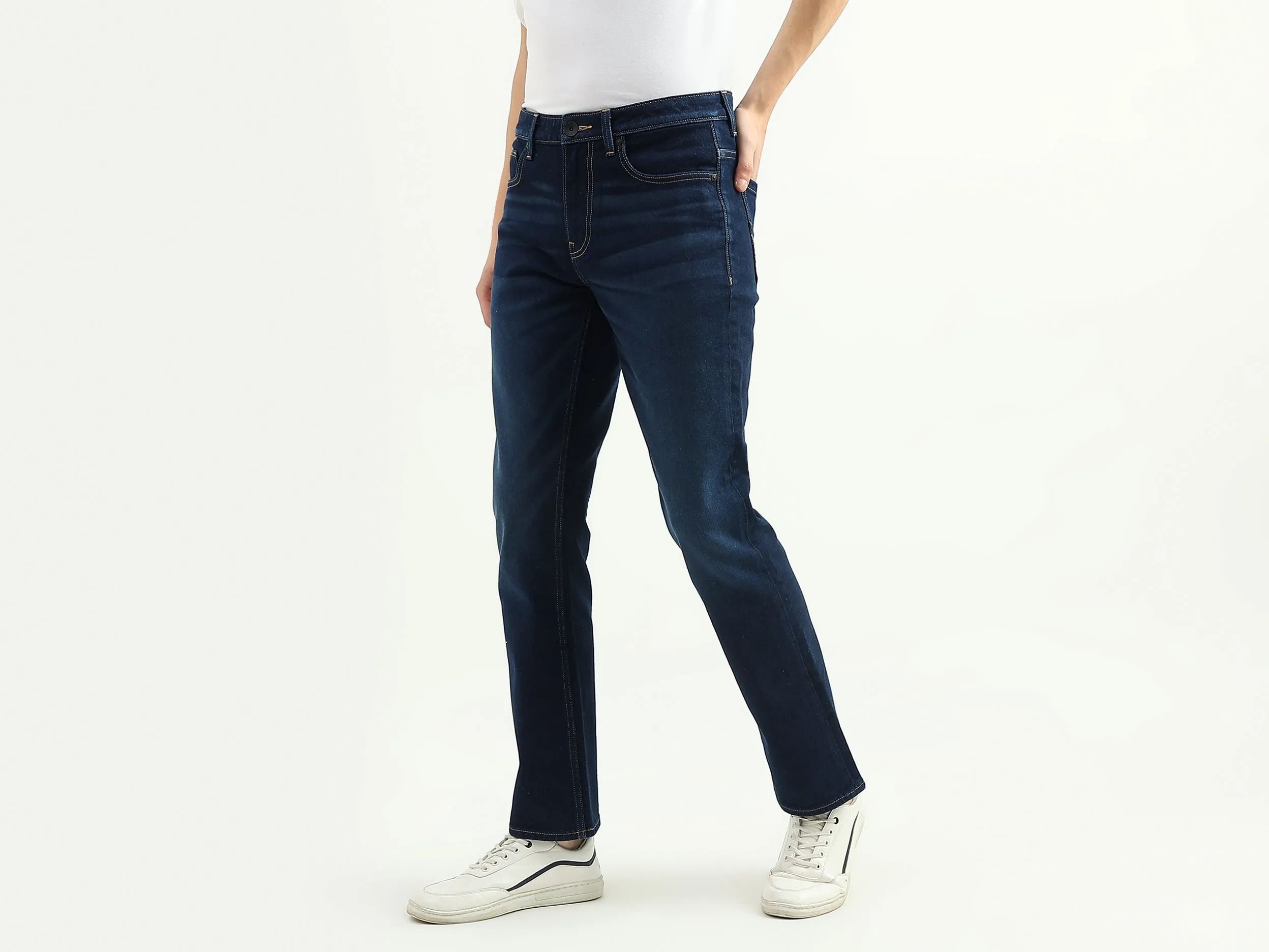 Men Solid Bootleg Jeans