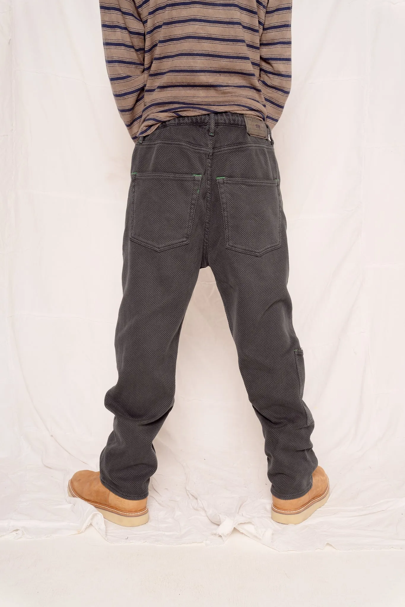 P68 Sashiko Sulfur Black