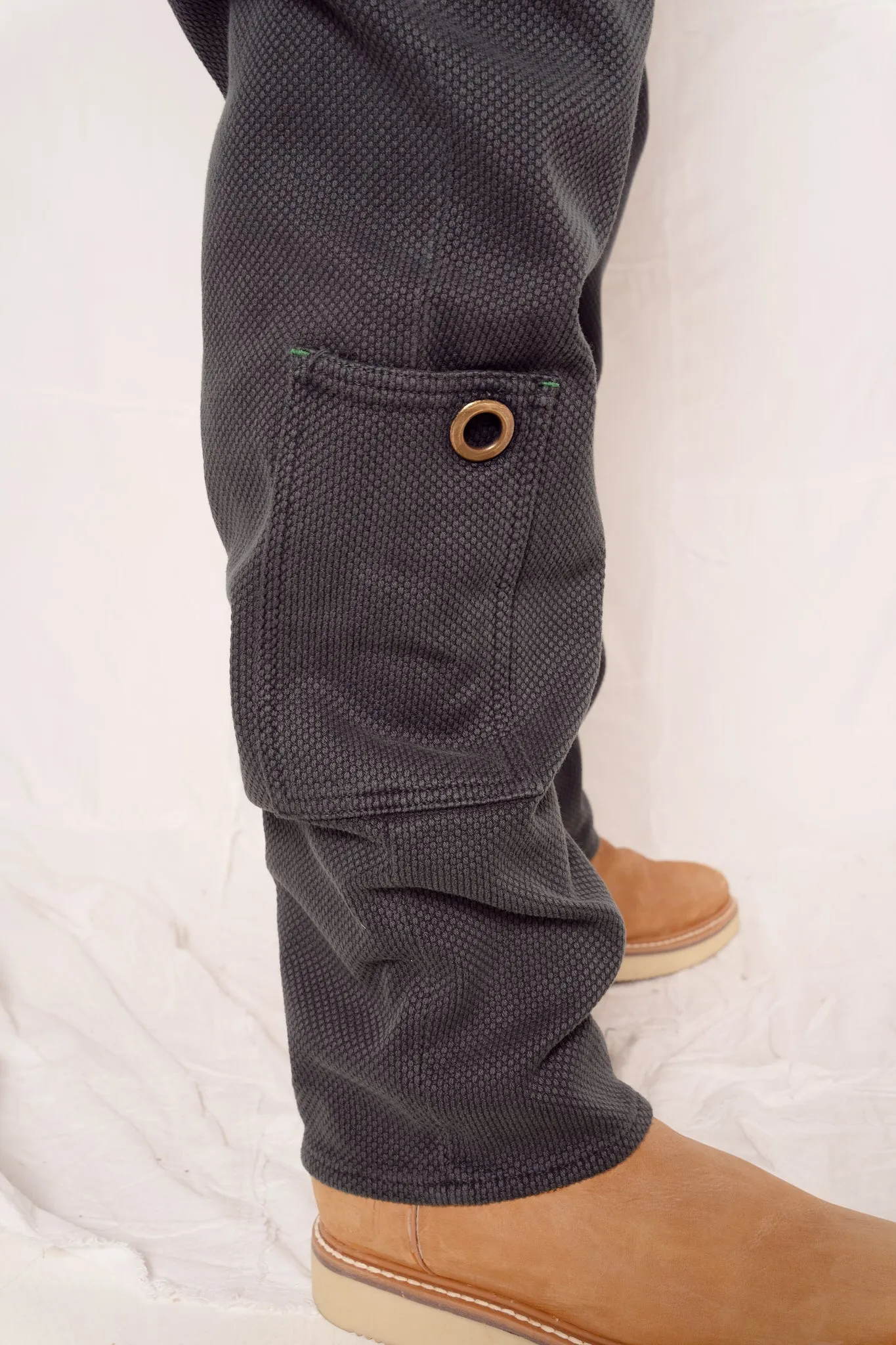 P68 Sashiko Sulfur Black