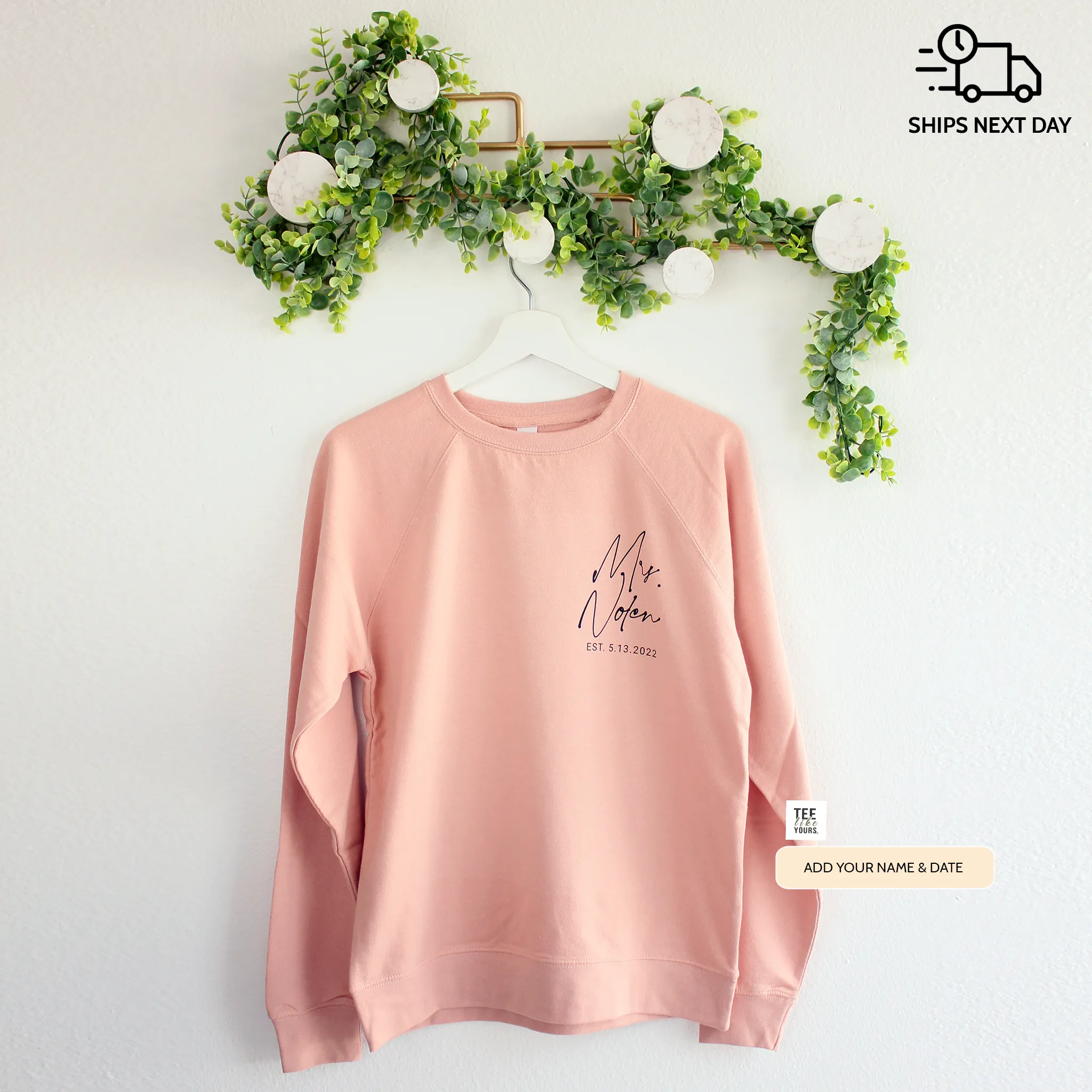 Personalized Bride Gift, Bride to be gift, Wedding Gift, Honeymoon outfit, Custom bridal sweatshirt gift, Bride t-shirt, Future Mrs. tee