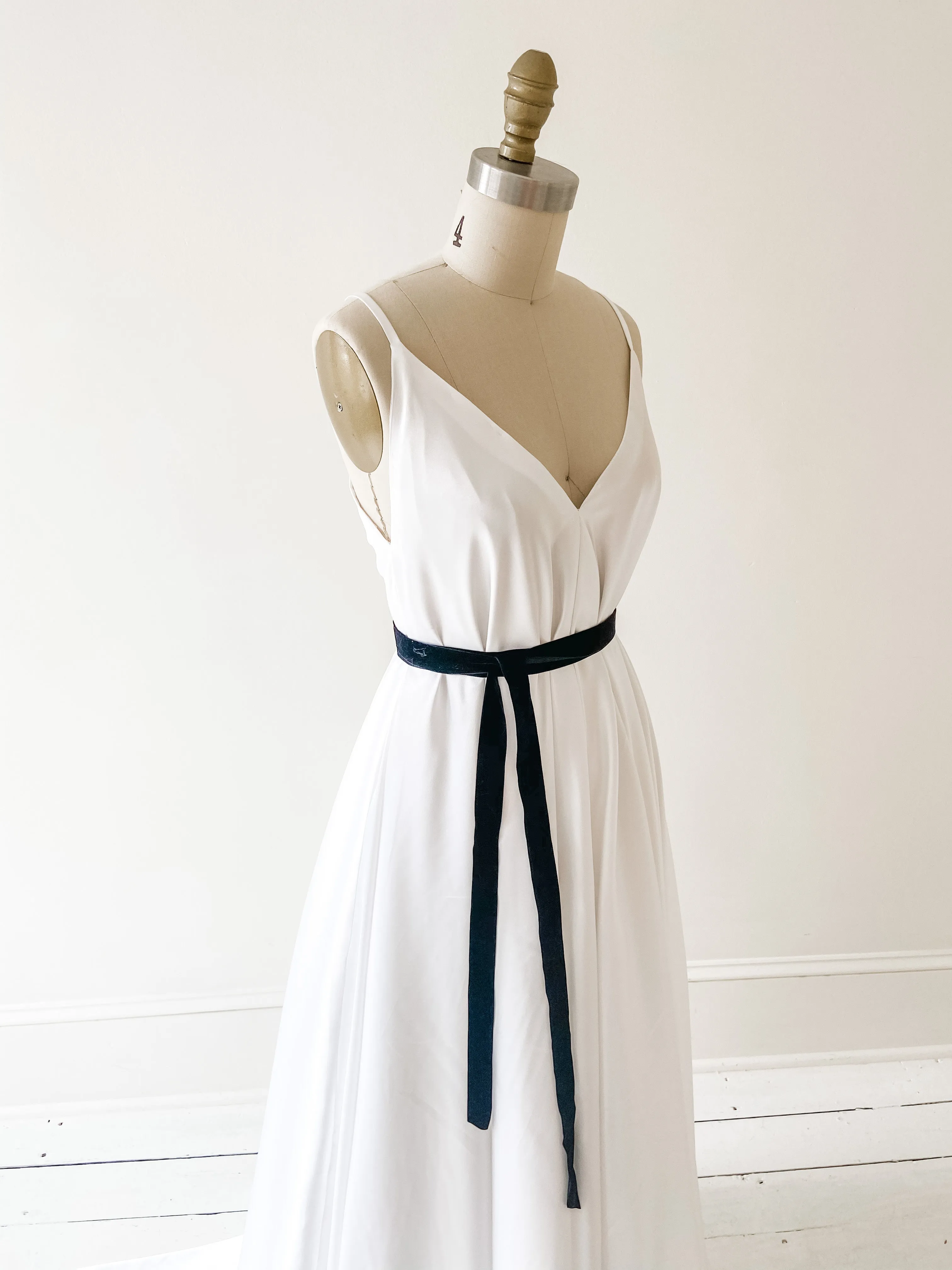 SAMPLE SALE: Lena Dress in Opal