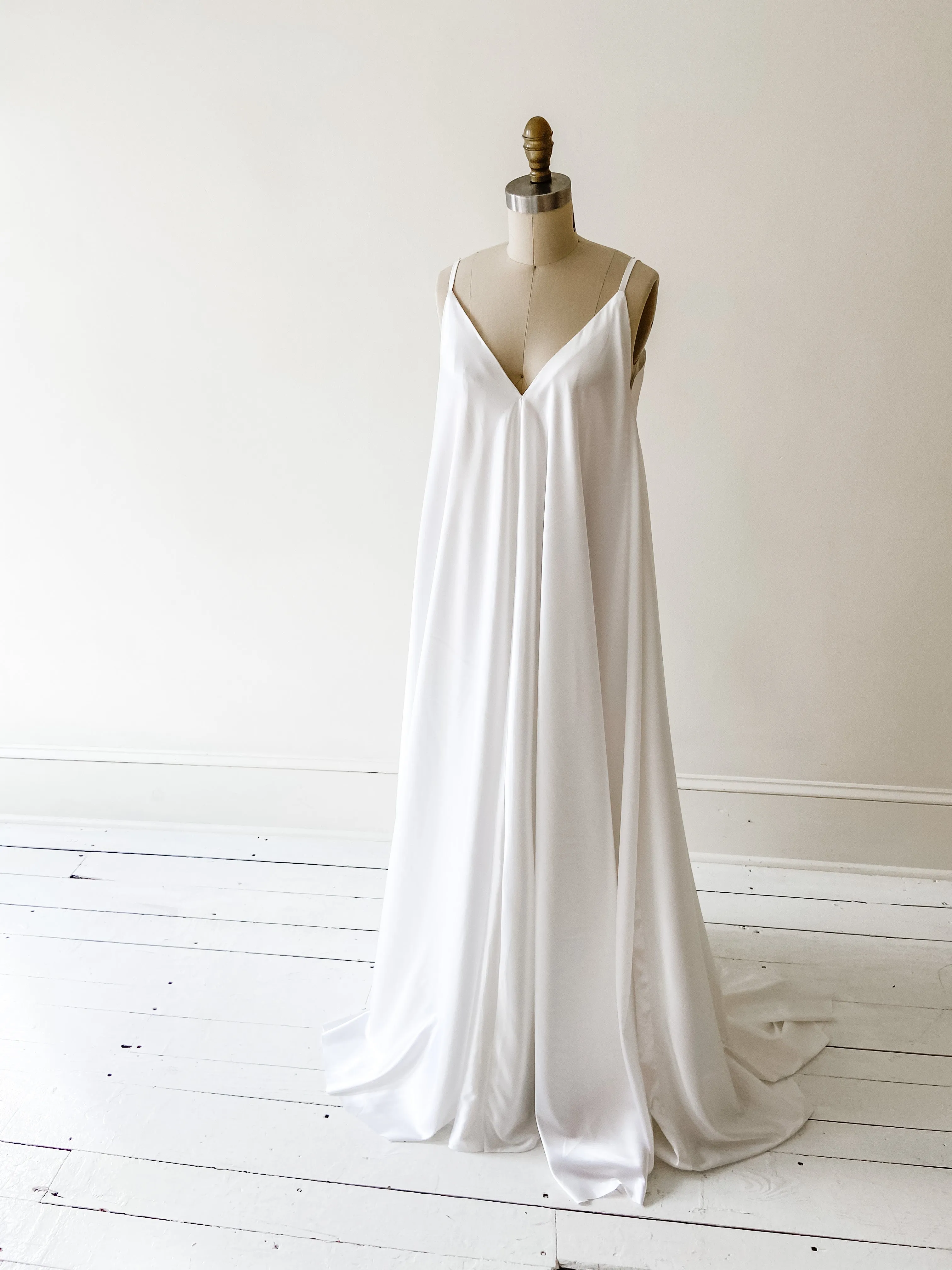 SAMPLE SALE: Lena Dress in Opal