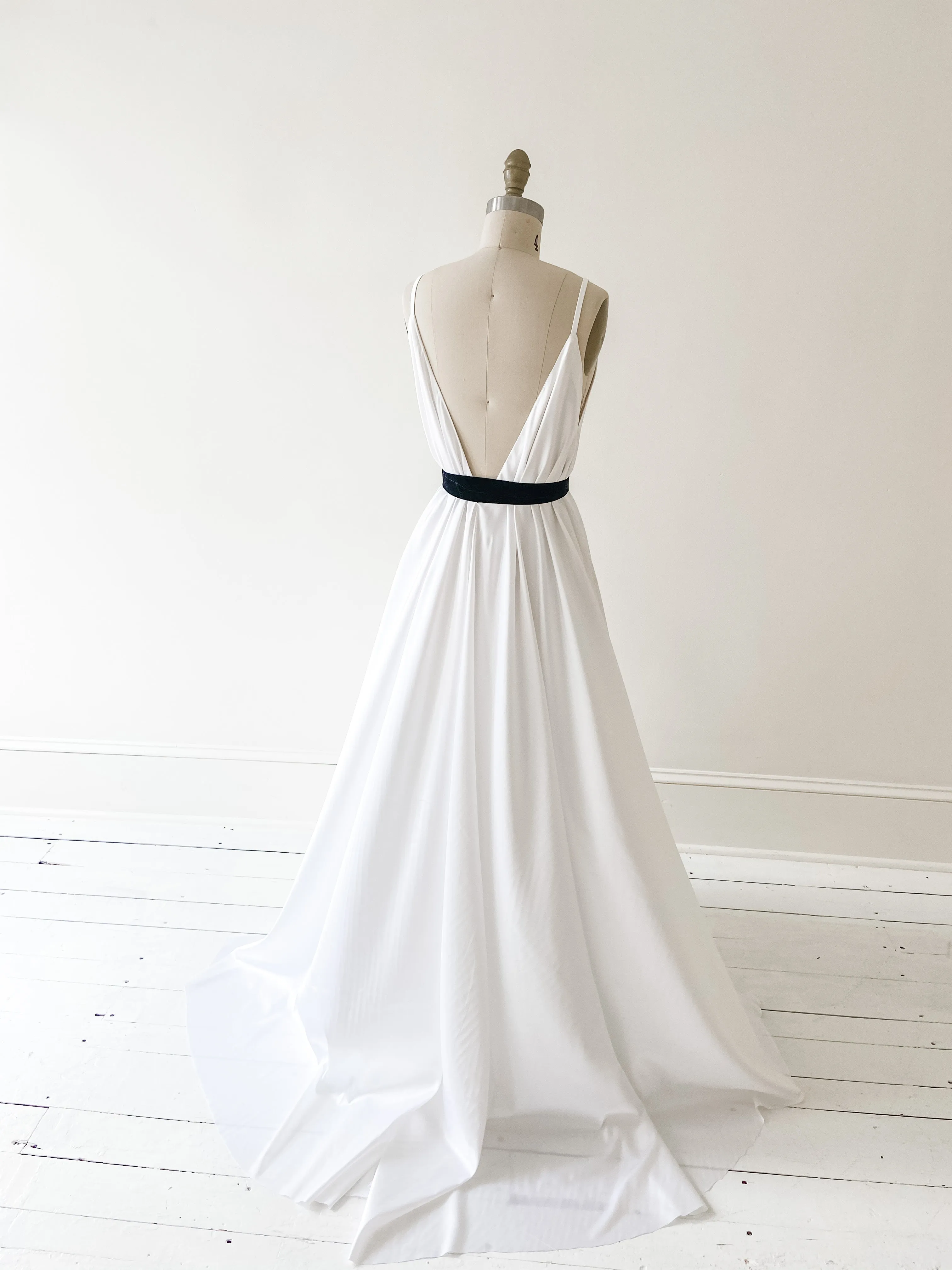 SAMPLE SALE: Lena Dress in Opal