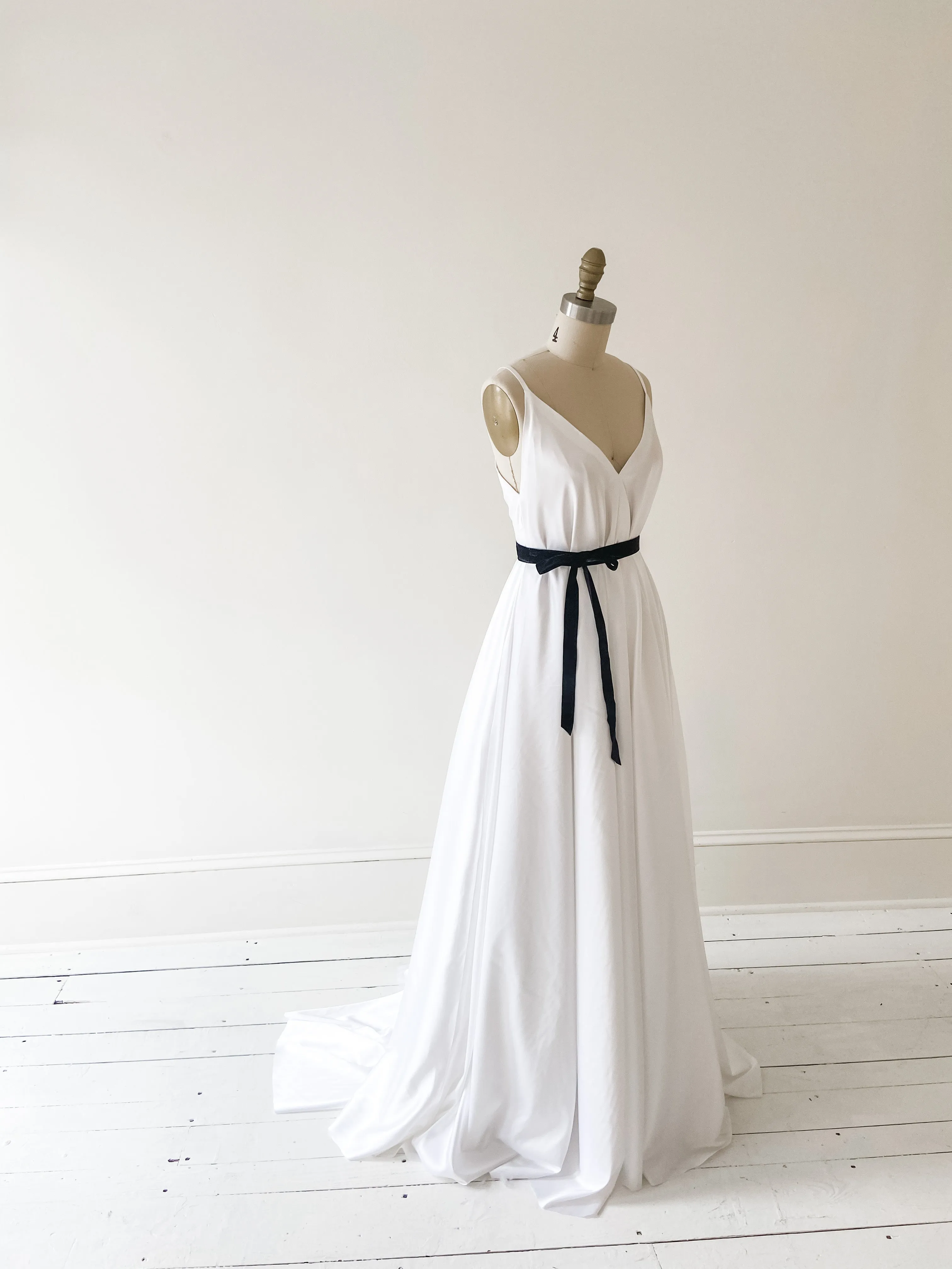 SAMPLE SALE: Lena Dress in Opal