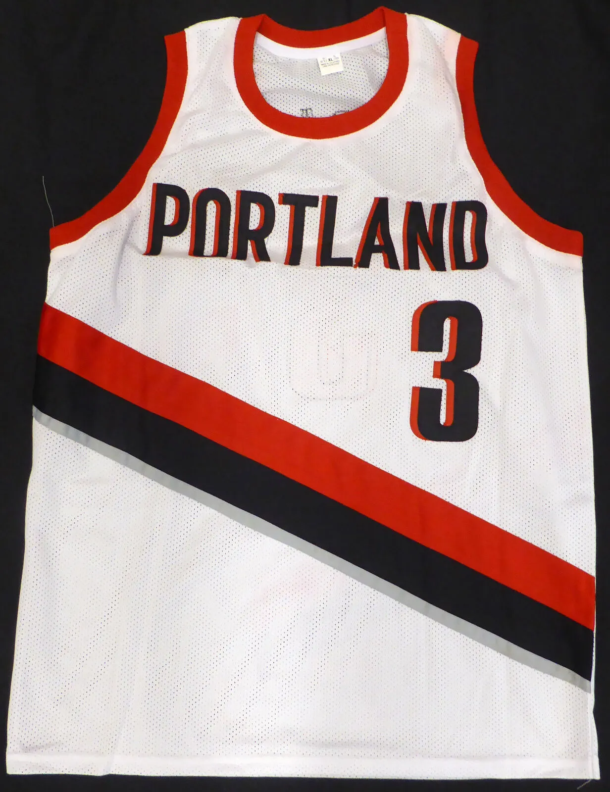 Trail Blazers Damon Stoudamire Autographed White Jersey Beckett QR #WJ66591
