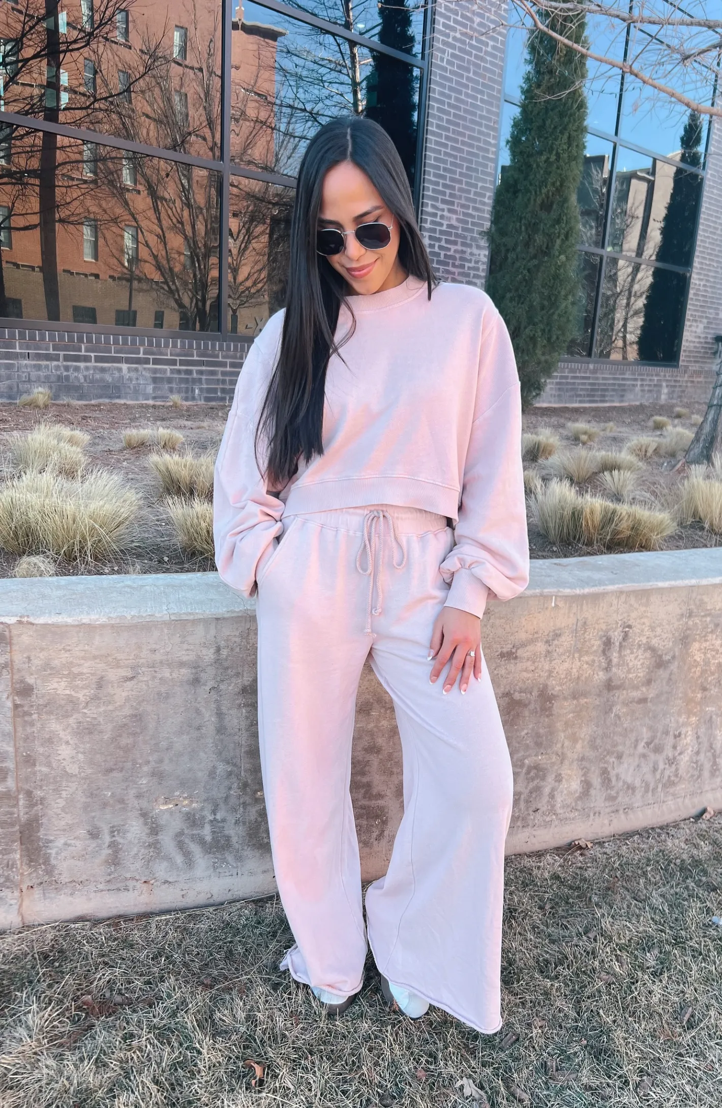 WEEKEND ESCAPE LOUNGE SET