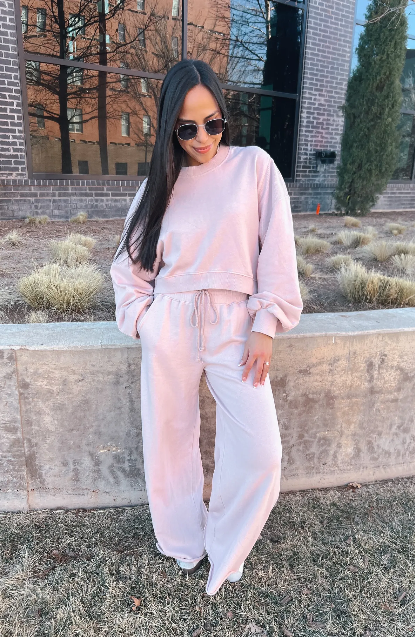 WEEKEND ESCAPE LOUNGE SET